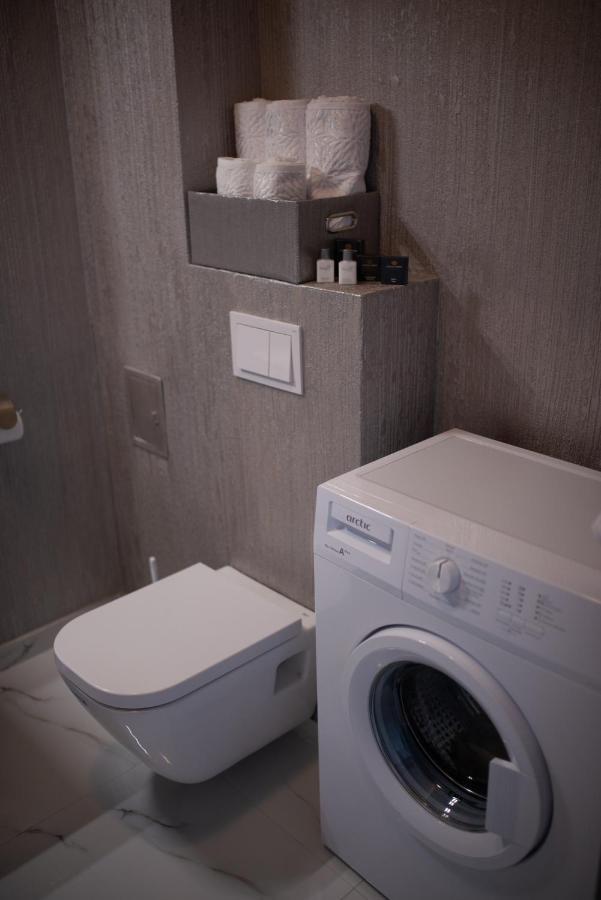 Apartament Denissia Nagyvárad Kültér fotó