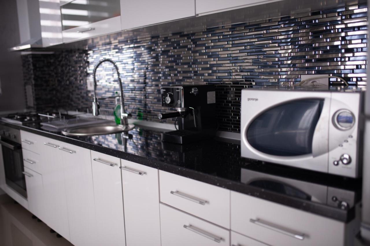 Apartament Denissia Nagyvárad Kültér fotó