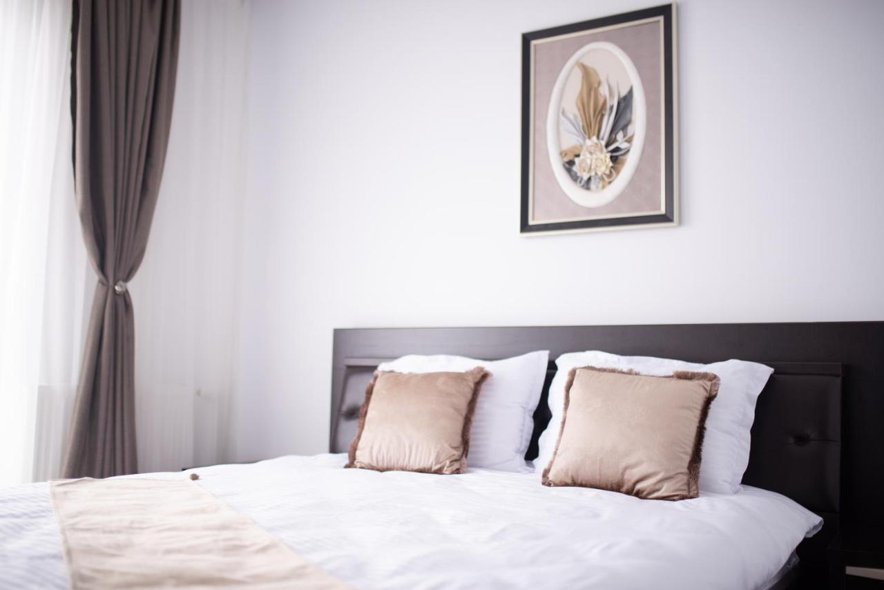 Apartament Denissia Nagyvárad Kültér fotó